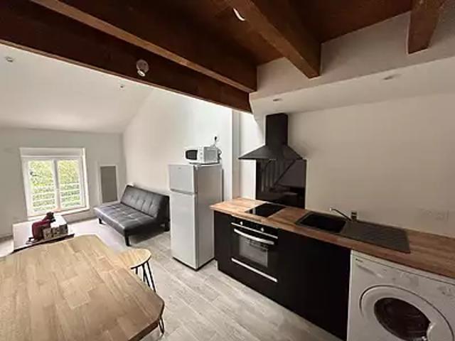 Lagnieu 01150 Location appartement 2 pièces t2 au dernier étage