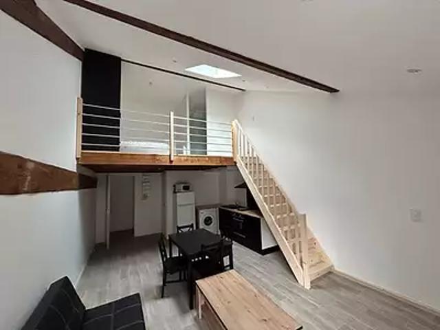 Lagnieu 01150 Location appartement 2 pièces t2 au dernier étage