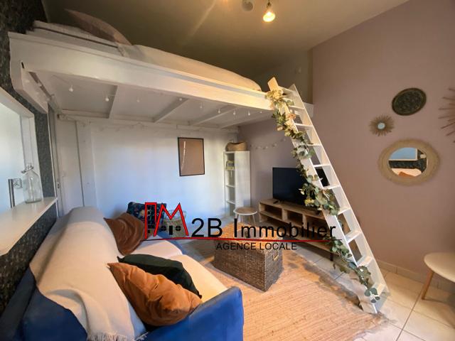 LAGNY HYPER CENTRE DANS IMMEUBLE AU CALME