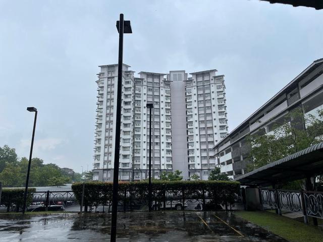 Lagoon Suite Condominium for Sale