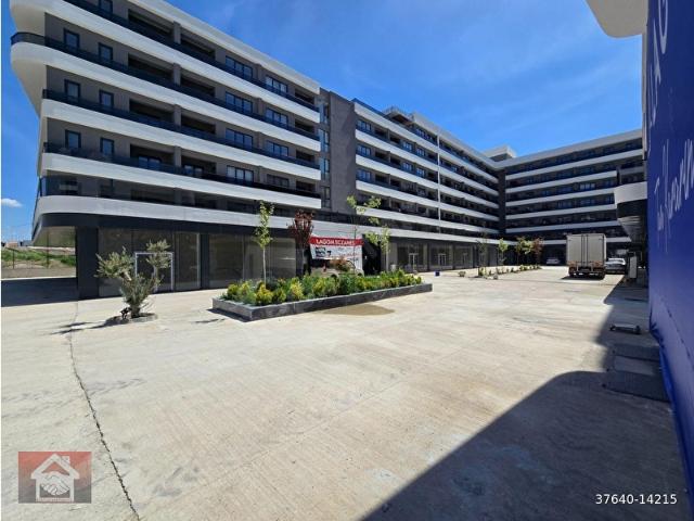 LAGOM DA SATILIK 1+1 AVM VE BULVAR MANZARALI DAİRE