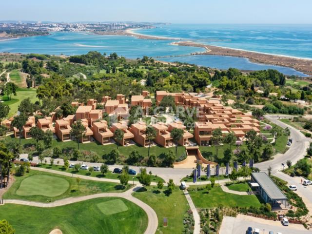 Lagos Algarve 104068616