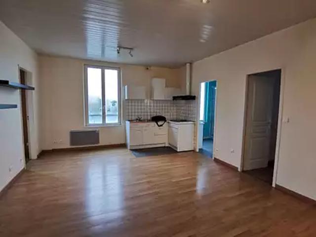 Lagor 64150 Location appartement 3 pièces t3 au dernier étage cave