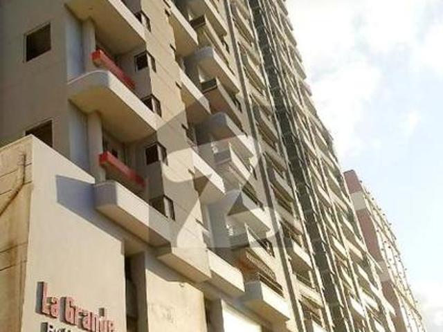 Lagrande 3 bedrooms apartment north nazimabad block f