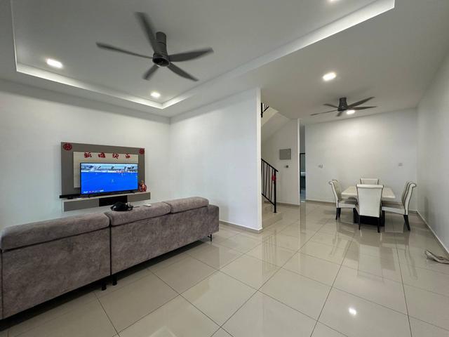 lahat ipoh double storey house for sales move in condition