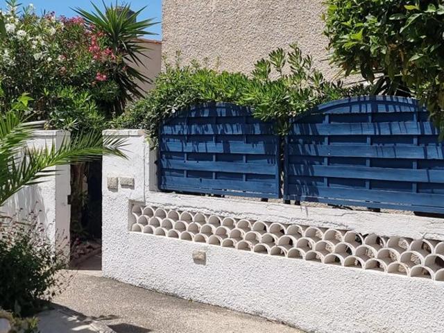 L'AIGUE BLEU ! Sausset les Pins !