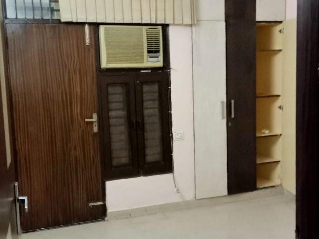 Lajpat Nagar 1 RK 900 Sq. Ft. Apartment in Lajpat Nagar I Delhi Listing ID: #9890