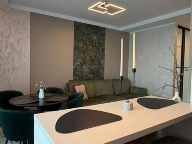 LAKE ON RESIDENCE APARTAMENT CU 2 CAMERE ULTRALUX PE LAC PARCARE SUBTERANA