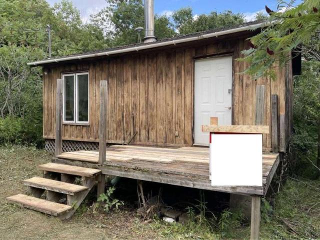 Lake Access Cottage