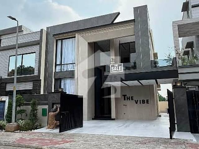 Lake city Meadow x satatlife society Prim location 10 maral house for sale nazr to park and masjad airport 20 maint darve
