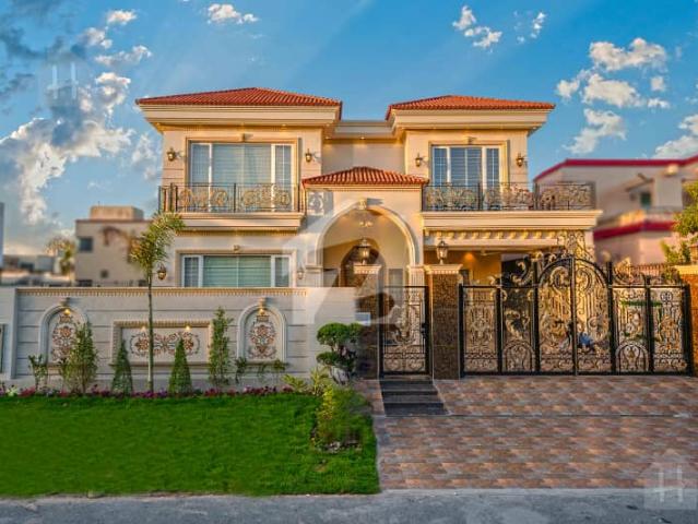 Lake City Meadows 1 Kanal Spanish Luxury Furnished House For Sale