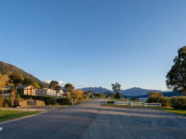 Lake Kaniere Terraces, Kaniere, Westland