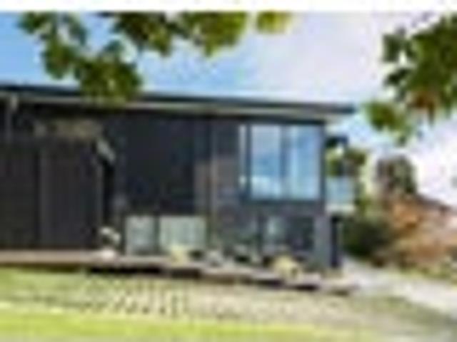 LAKE PUPUKE LUXURY