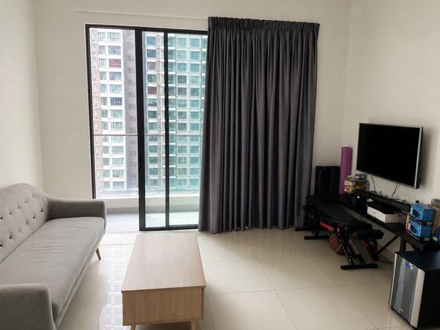 Lake Park Residence Pool View Fully Furnished 3 Car Parks