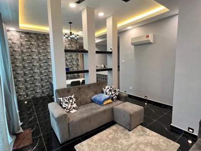 Lake Point Residence
