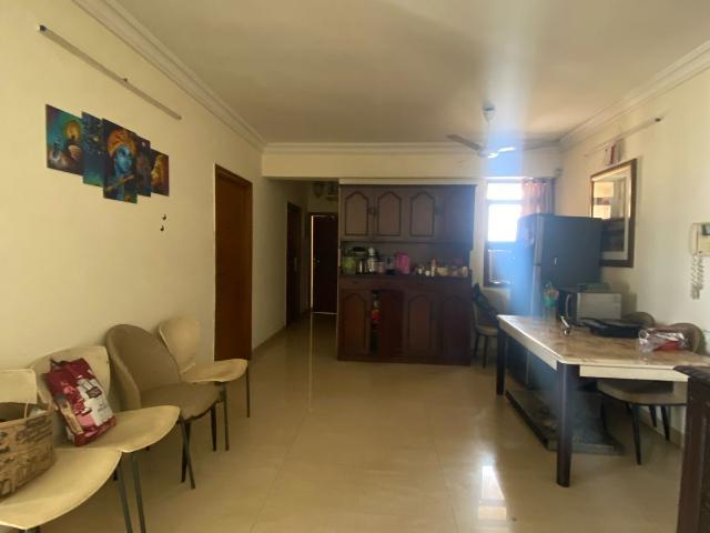 Lake Primrose 2.5 Bedroom 1300 Sq. Ft. Apartment in Powai Mumbai Listing ID: #9642