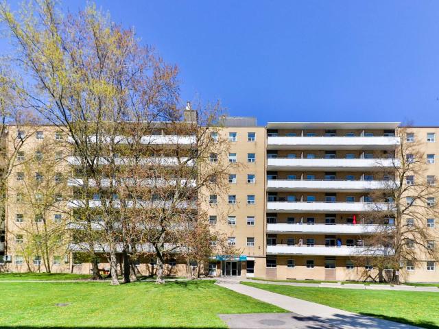 Lake Promenade Community 220 Lake Promenade Bachelor [object Promise] for Rent