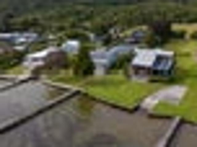 Lake Rotoiti at your doorstep