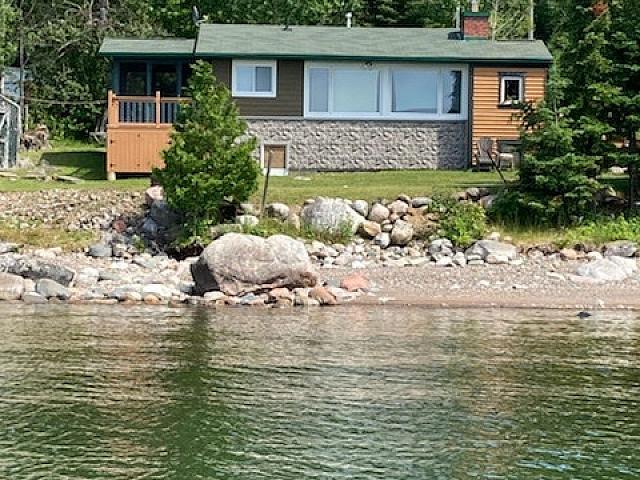 Lake Superior Waterfront Cottage For Sale