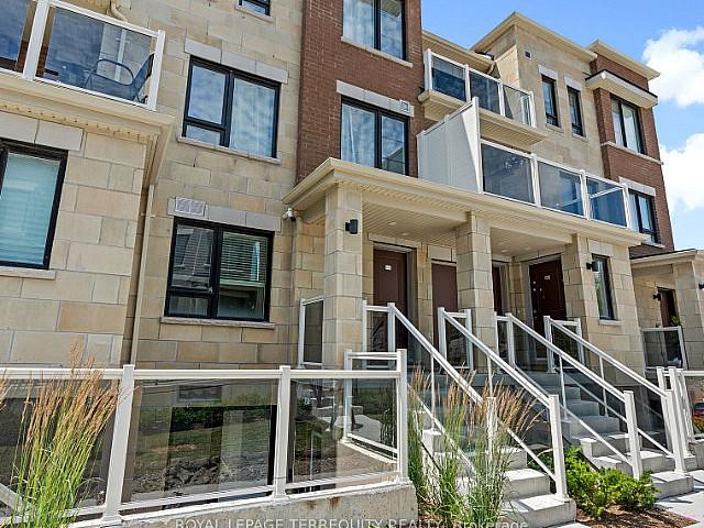Lake View Condo 2br/2ba