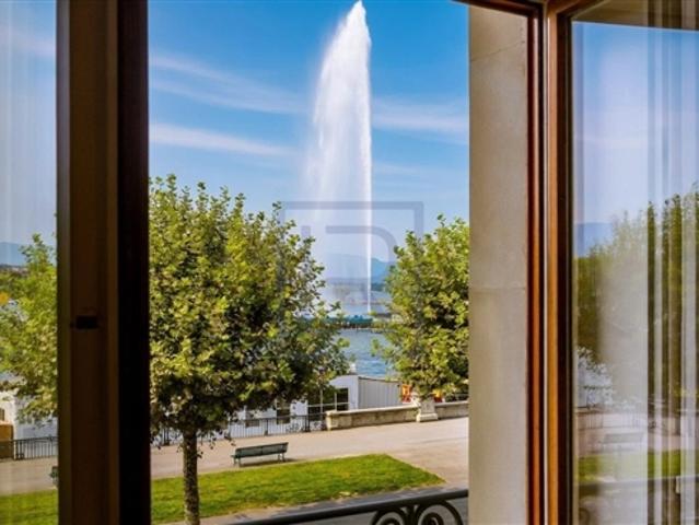 Lake View Apartment mit 252 m²