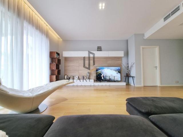 Lake View Elegant Design 3 Bedroom Apartment | Semi furnished