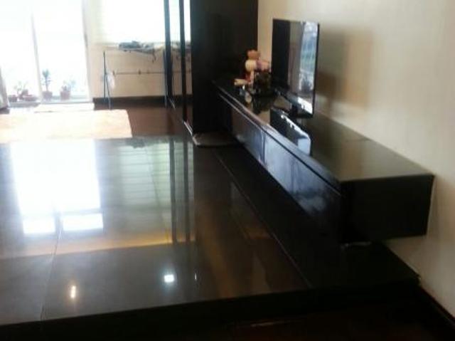 Lake view Service Apartment, taman mount austin for sale