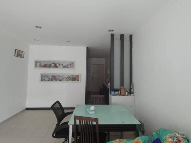 Lake View Suite Mount Austin 2 Bed Fully Furnished Shopping Mall Ciq