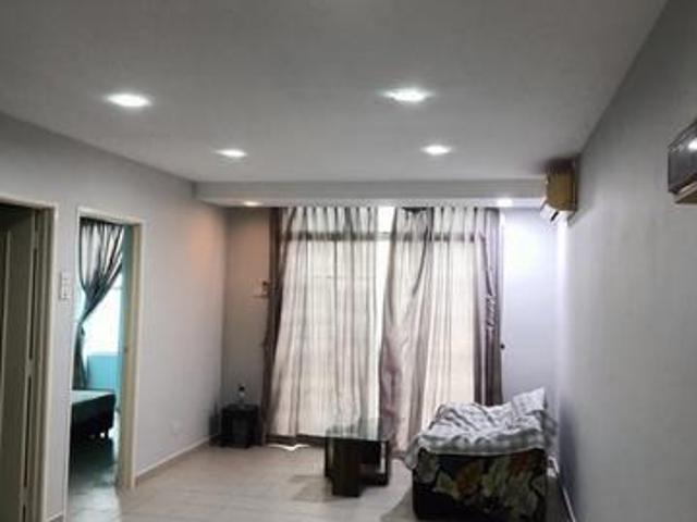 Lake View Suites Mount Austin Apartment Fully Furnished