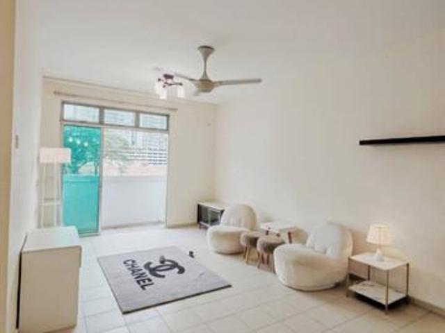 Lake View Suites Mount Austin Corner Fully Furnished Full Loan