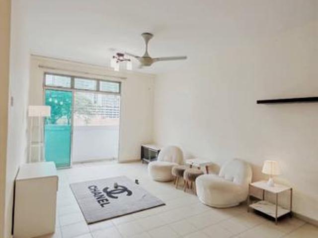 Lake View Suites Mount Austin FOR SALE