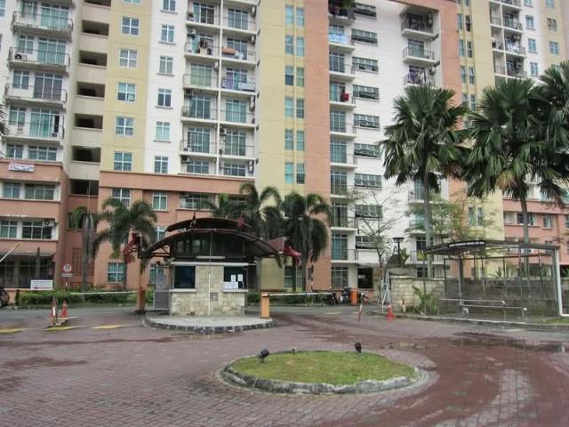Lake View Suites, Taman Austin Perdana, Tebrau