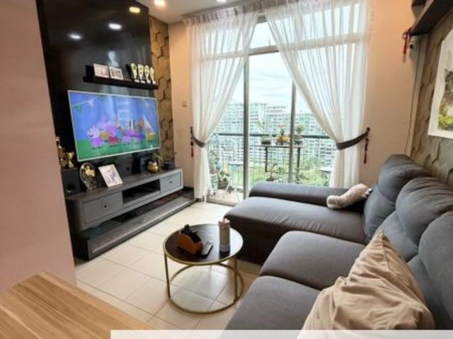 Lake View Suites