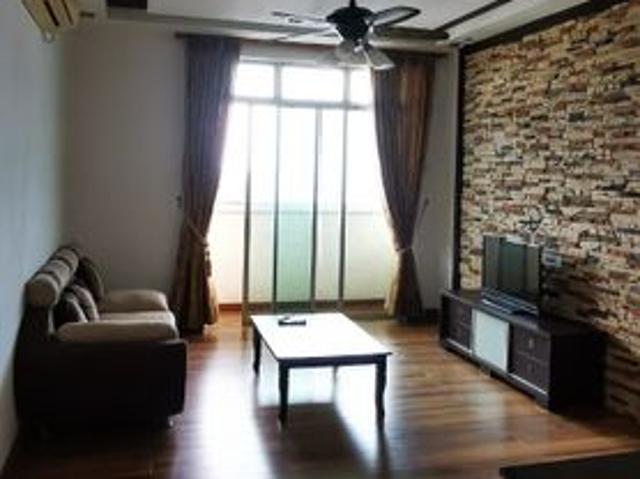 Lake View Suites