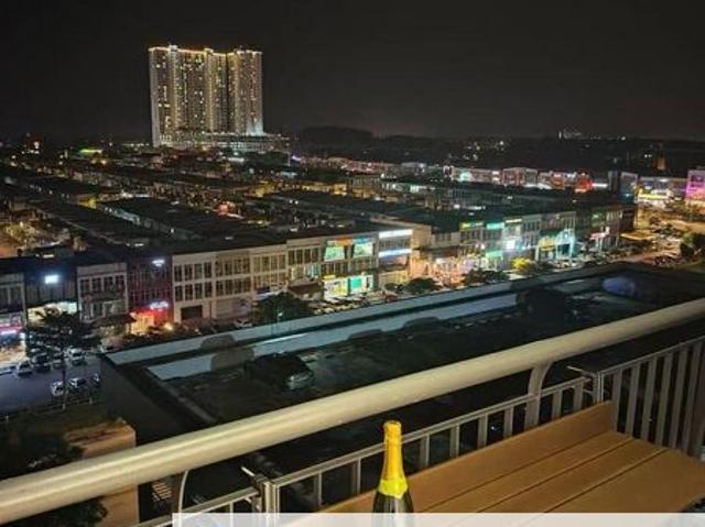 Lake View Suites