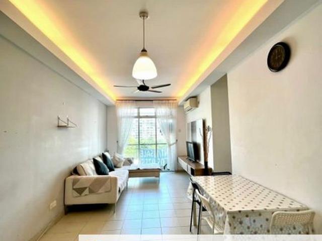 Lake View Suites