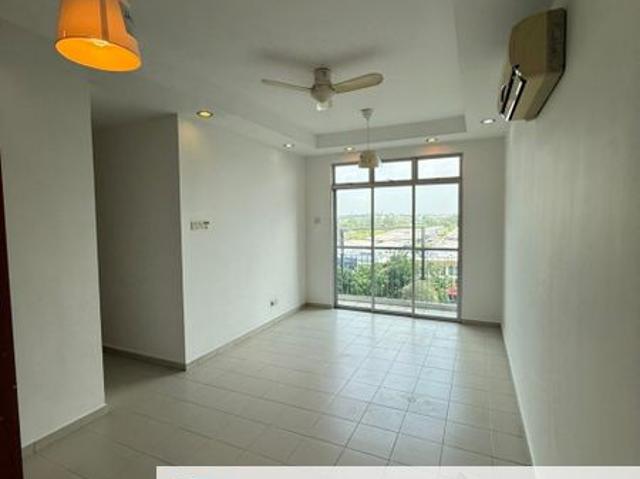 Lake View Suites