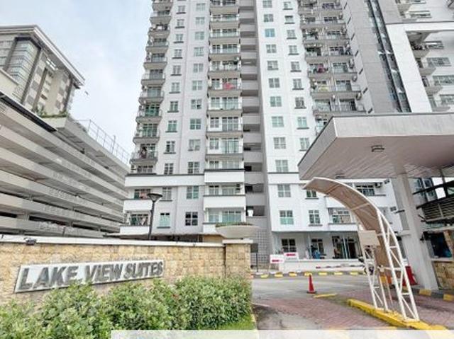 Lake View Suites