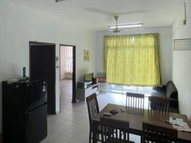 Lake View Suites