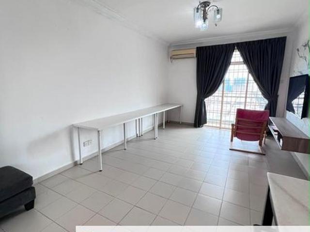 Lake View Suites