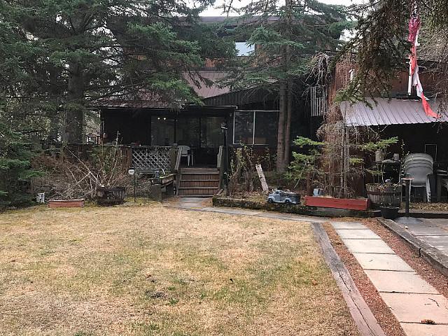 Lake Wabamun Cottage In Seba Beach
