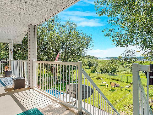 Lakefront House For Sale!