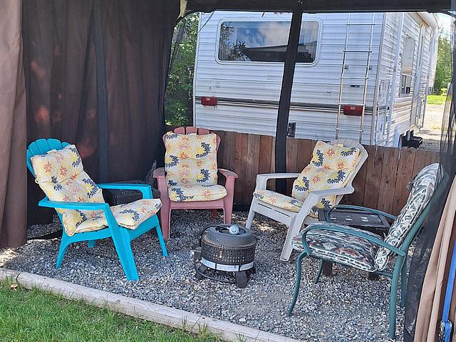 Lakefront Lot With 2 Trailers