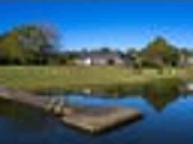 Lakefront sanctuary, deceased estate