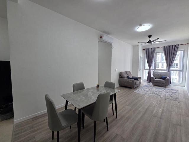 Lakefront Residence New Tower 5 Spacious 3 Bedrooms unit Cyberjaya