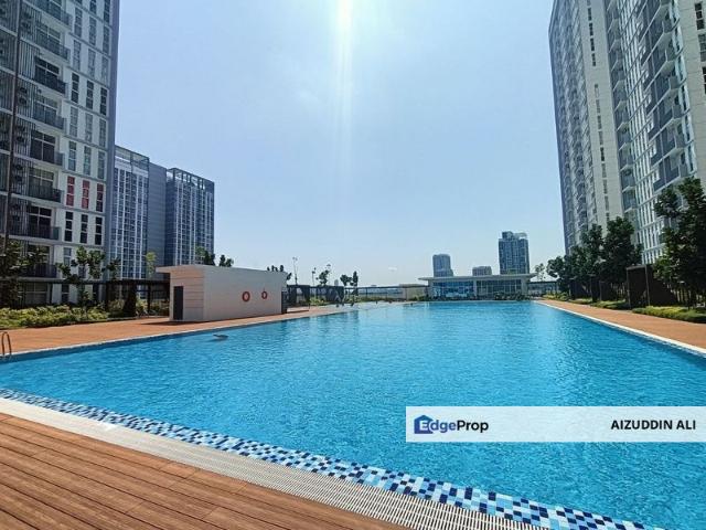 LakeFront Residence Cyberjaya