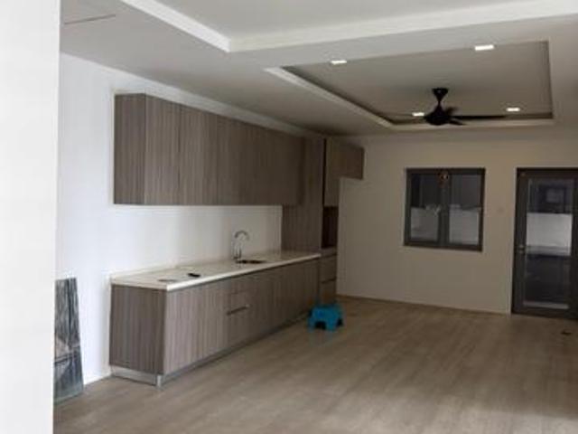 Lakefront Residence Cyberjaya for RENT