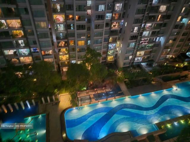 Lakeholmz D22, Condominium