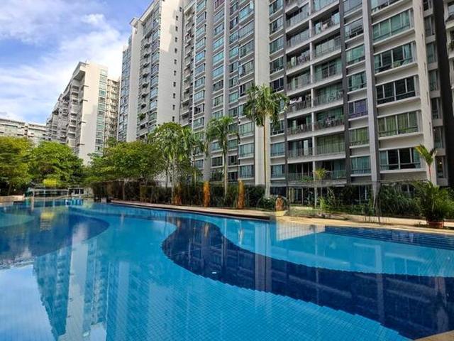Lakeholmz D22, Condominium