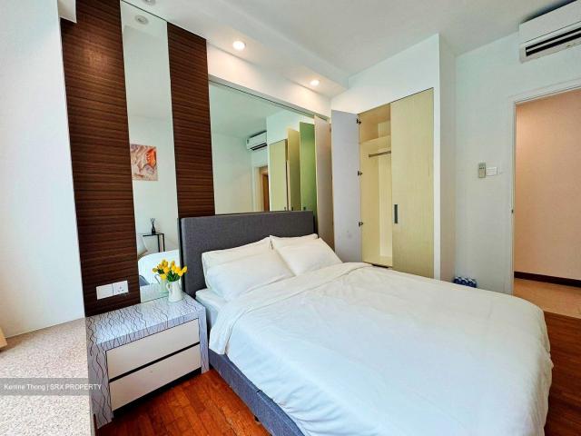 Lakeholmz D22, Condominium